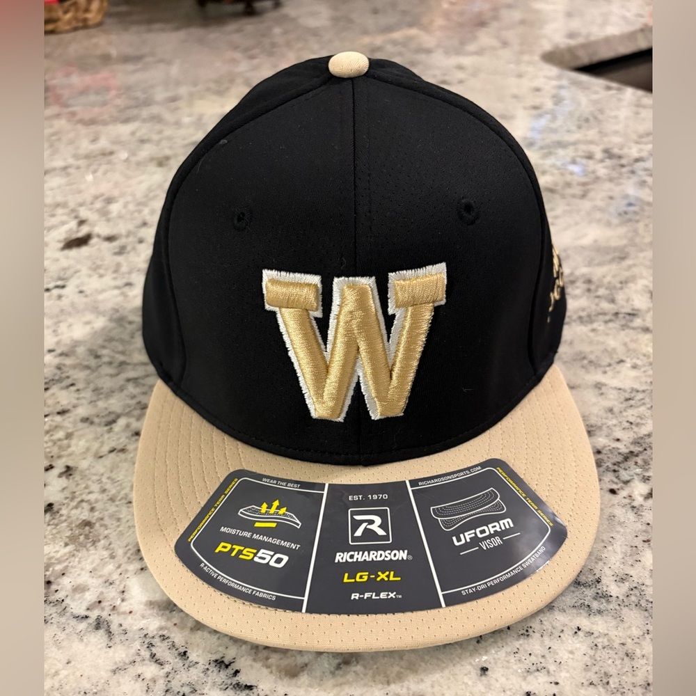 NWT Western Michigan University Men’s Soccer Hat
